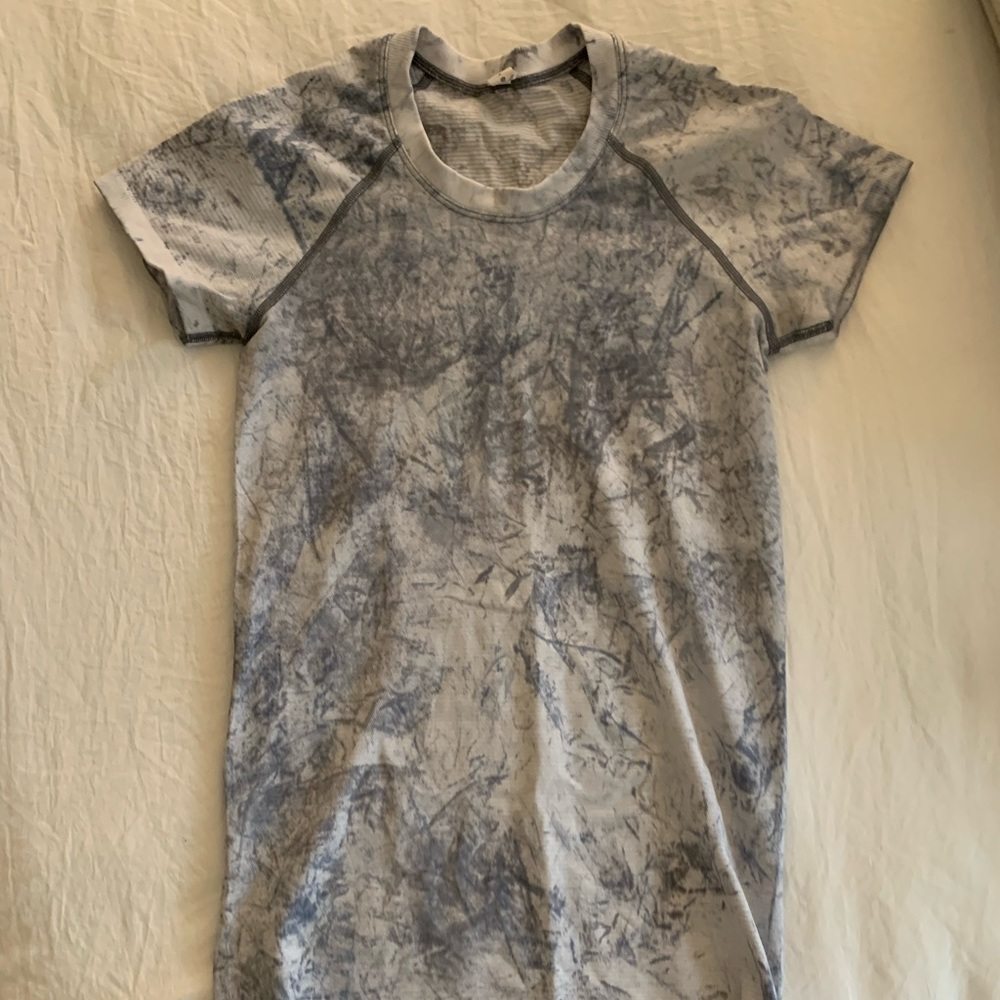 Lululemon short sleeve